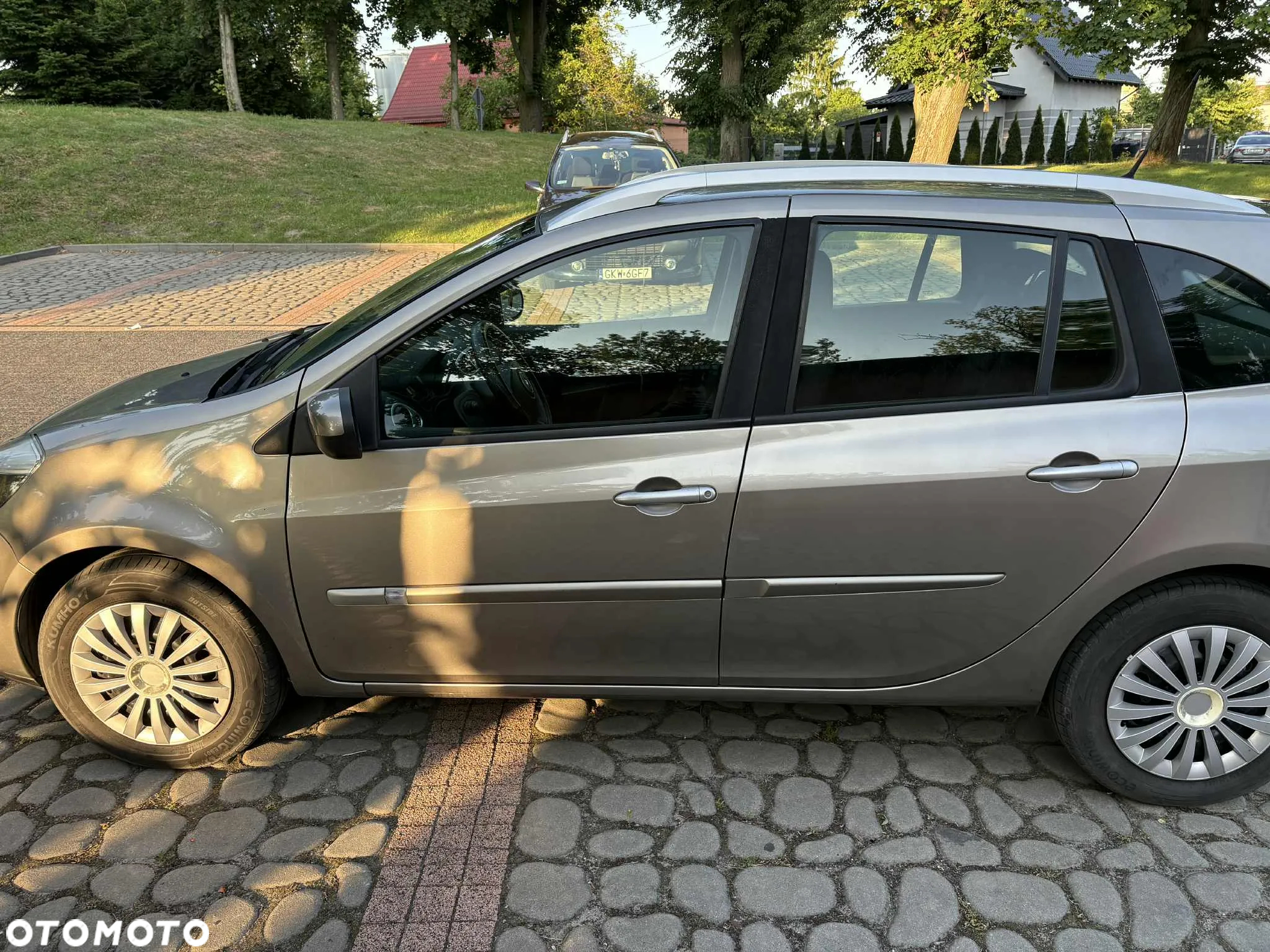 Renault Clio - 2