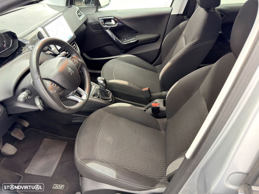 Peugeot 208 1.6 BlueHDi Style - 12