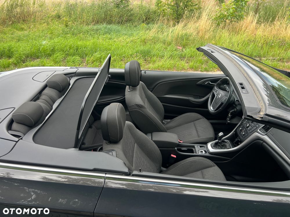 Opel Cascada - 28
