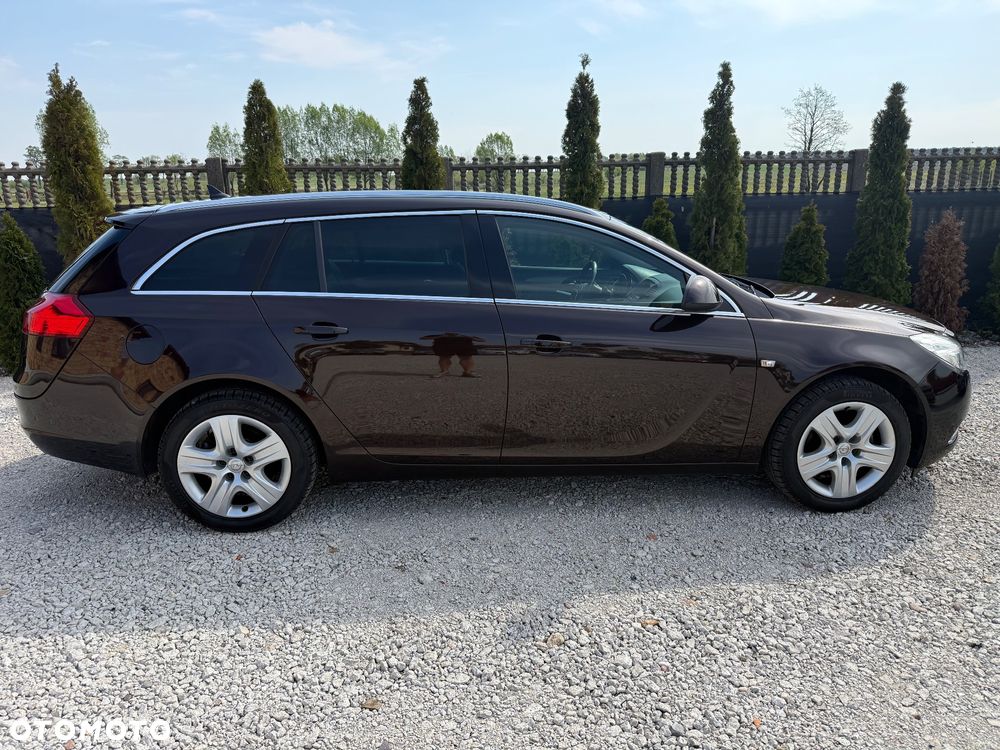 Opel Insignia - 11