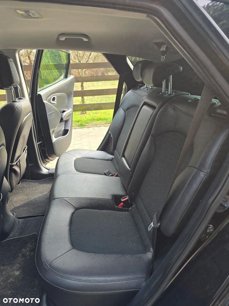 Hyundai ix35 2.0 CRDi Premium 4WD - 24