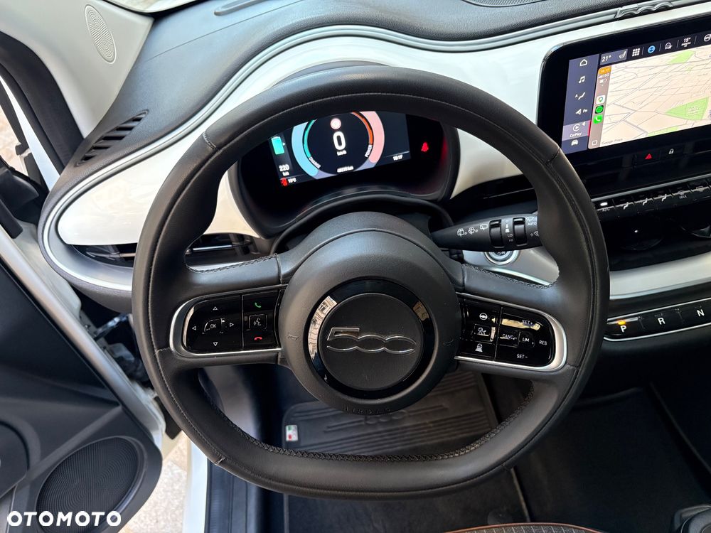 Fiat 500e La Prima - 32