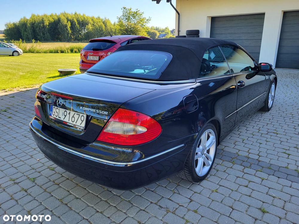 Mercedes-Benz CLK - 4