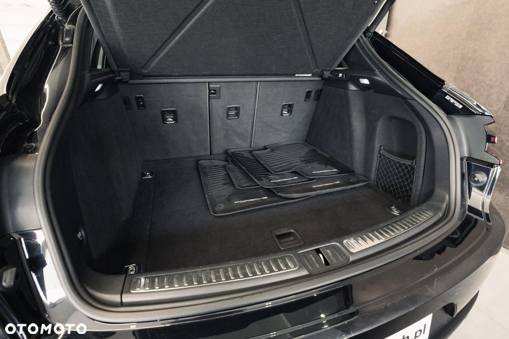 Porsche Macan S - 38