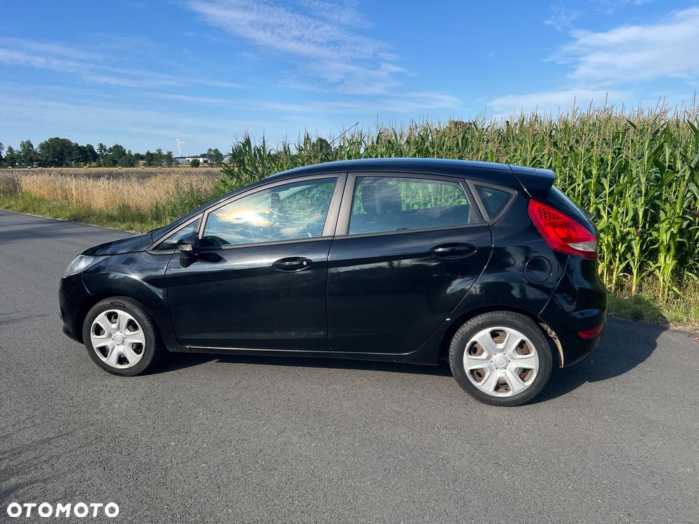 Ford Fiesta 1.4 TDCI - 10