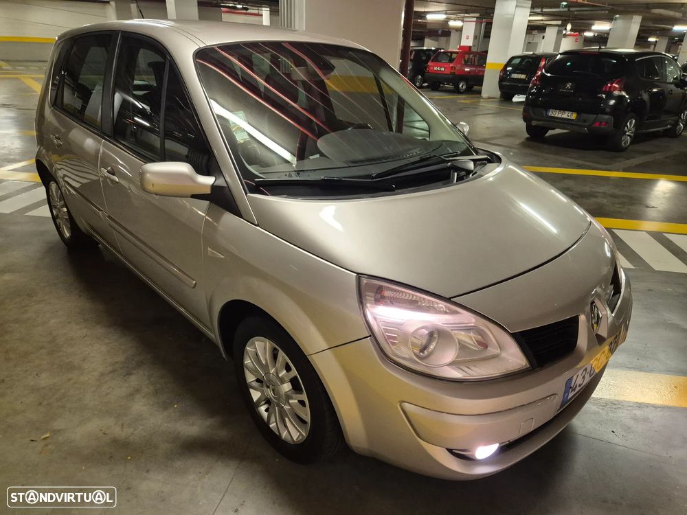 Renault Scénic 1.5 dCi Privilège Luxe - 9