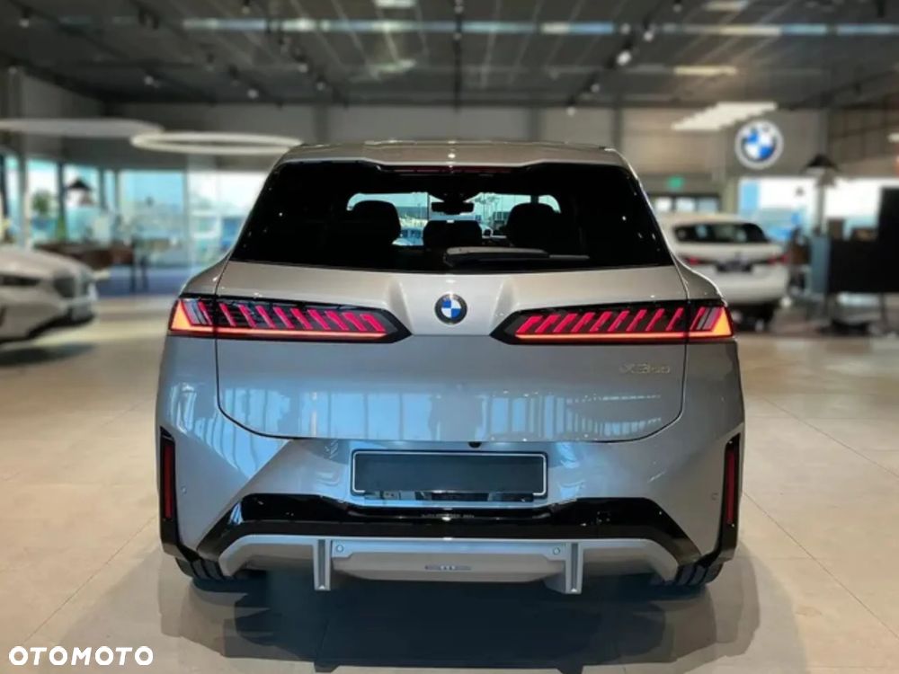 BMW iX3 - 6