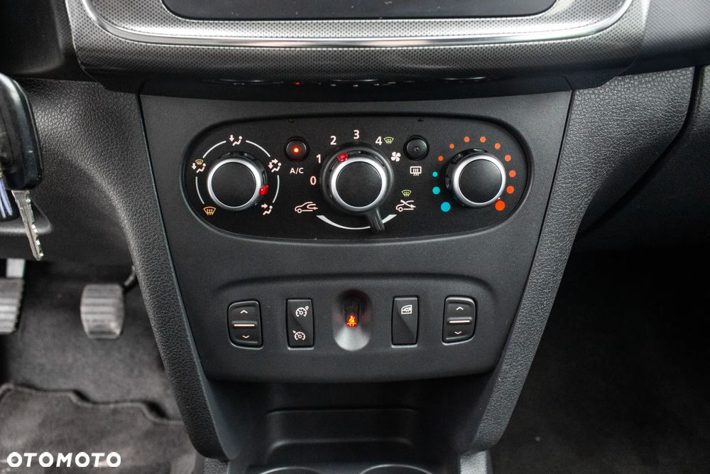 Dacia Logan MCV 0.9 TCe Stepway S&S - 21