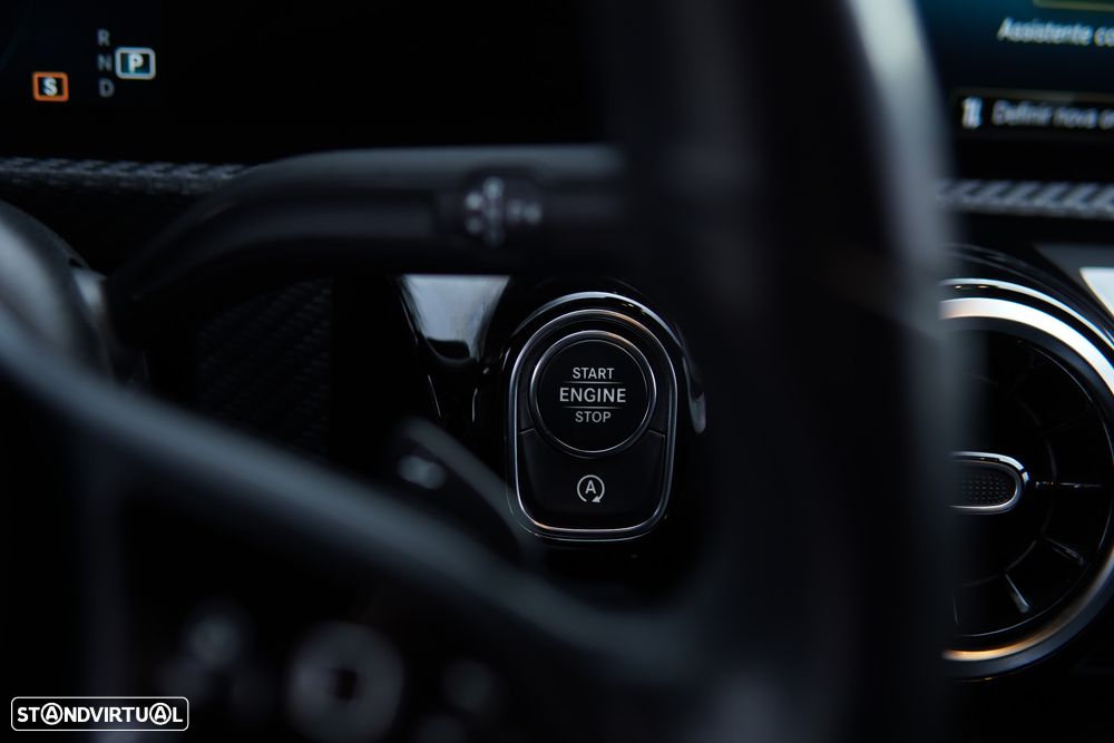 Mercedes-Benz CLA 180 d 7G-DCT Progressive - 38