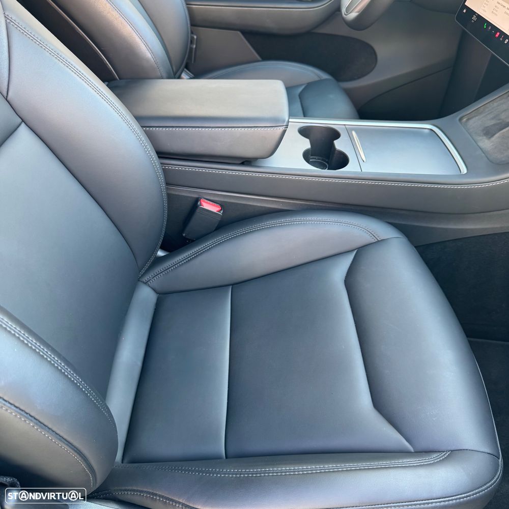 Tesla Model Y Long Range Tração Integral - 12