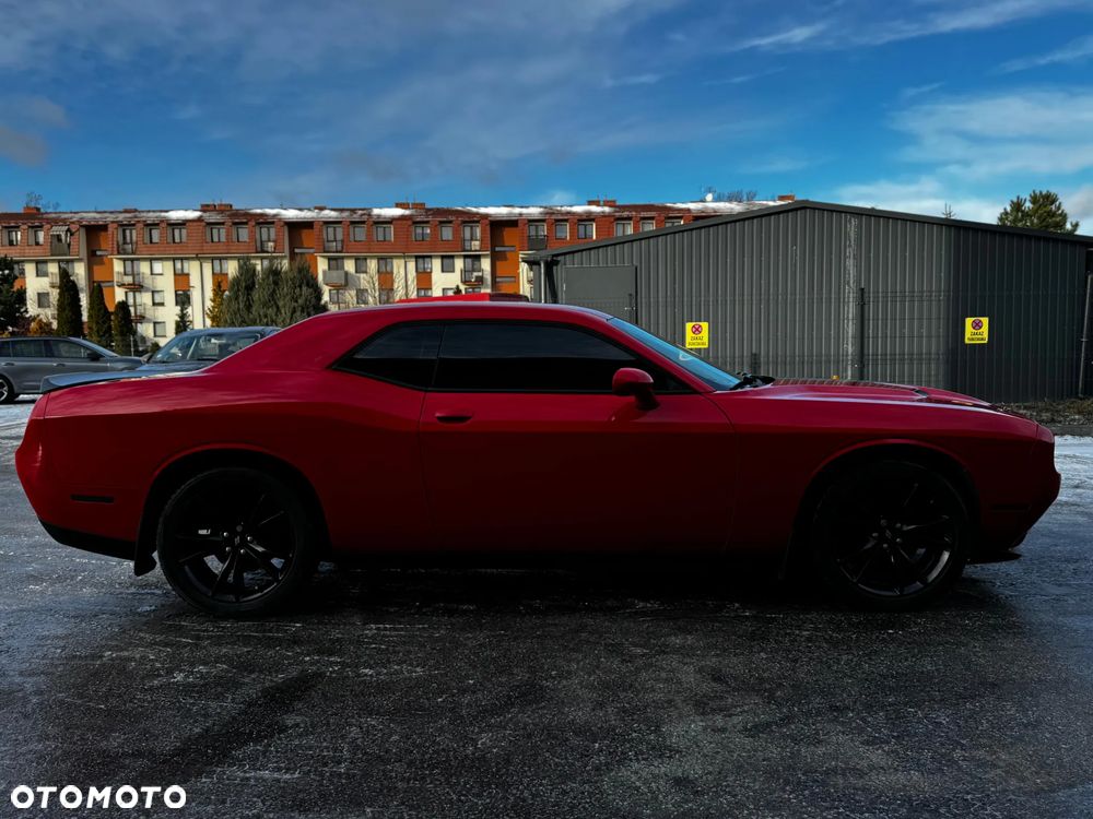 Dodge Challenger Automatik SXT Plus - 3