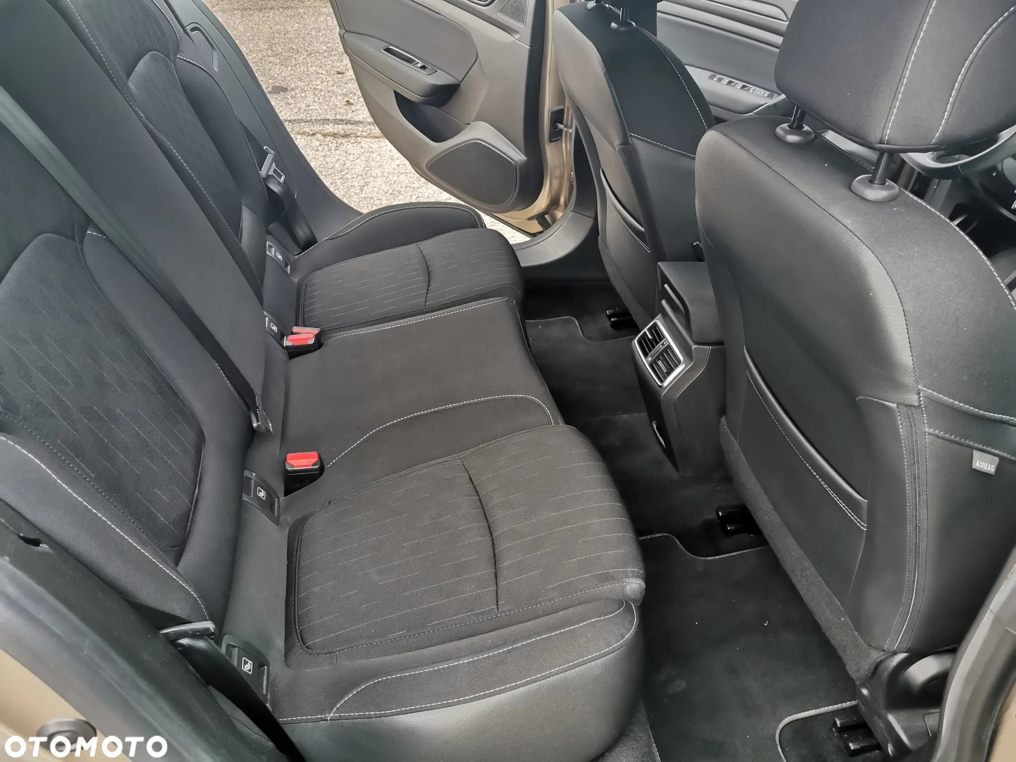 Renault Megane 1.5 Blue dCi Limited - 17