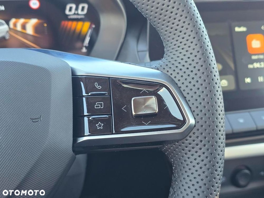 MG ZS 1.5 HEV+ Exclusive - 17