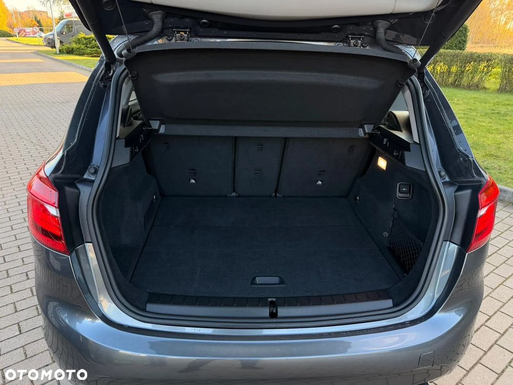 BMW Seria 2 220d Active Tourer xDrive Sport-Aut Sport Line - 35