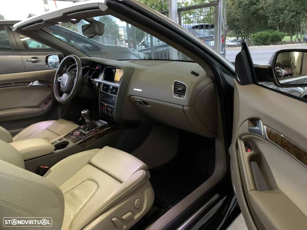 Audi A5 Cabrio 2.0 TDi - 25