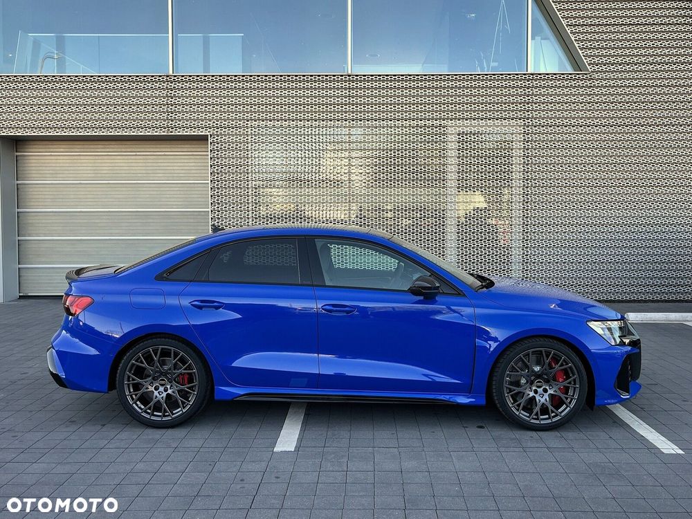 Audi RS3 Limousine - 15