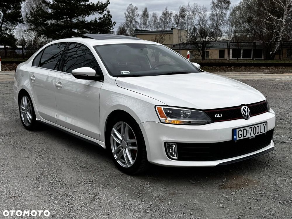 Volkswagen Jetta 2.0 TSI Sportline - 3