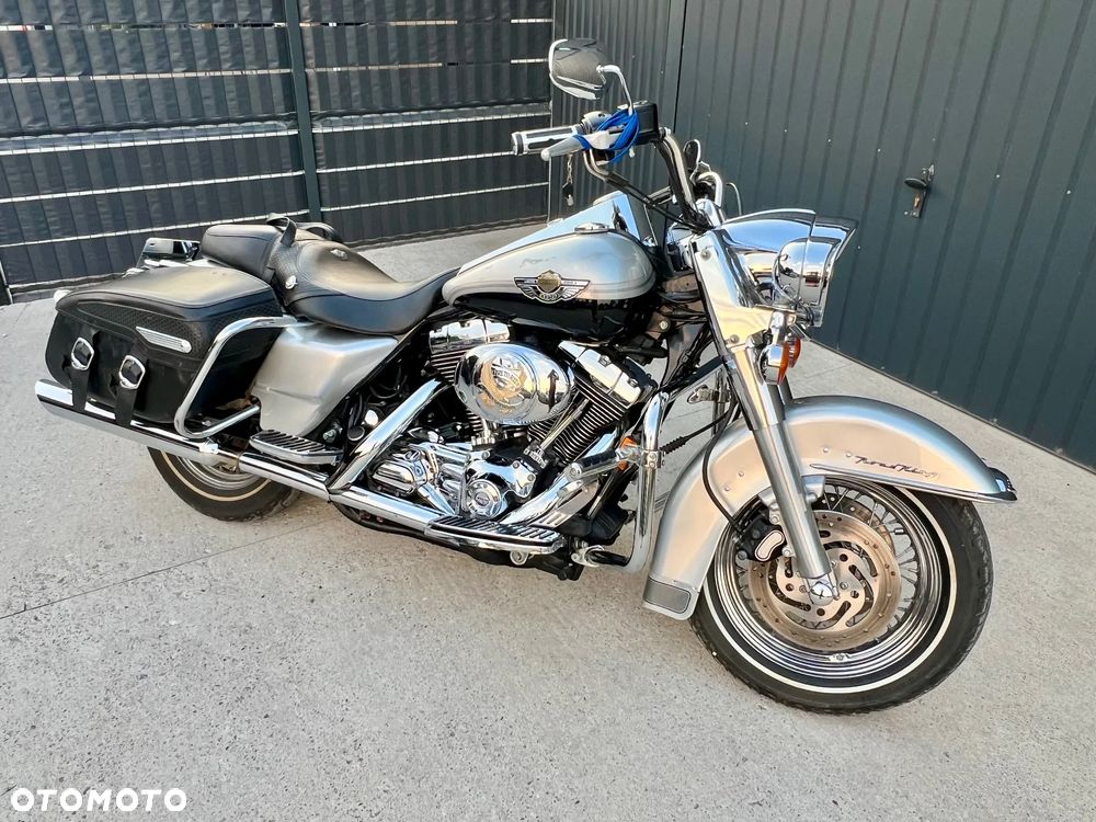 Harley-Davidson Touring Road King - 14