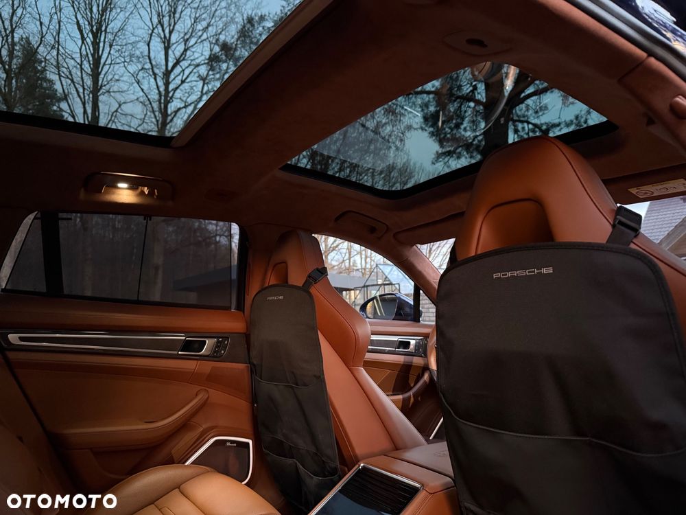 Porsche Panamera Turbo S - 13