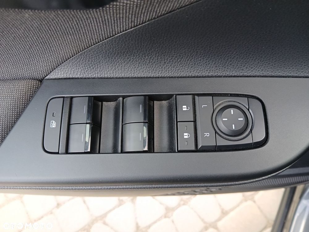 Toyota C-HR 1.8 Hybrid Comfort - 22