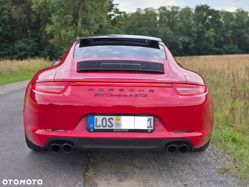 Porsche 911 Carrera 4 GTS PDK - 3