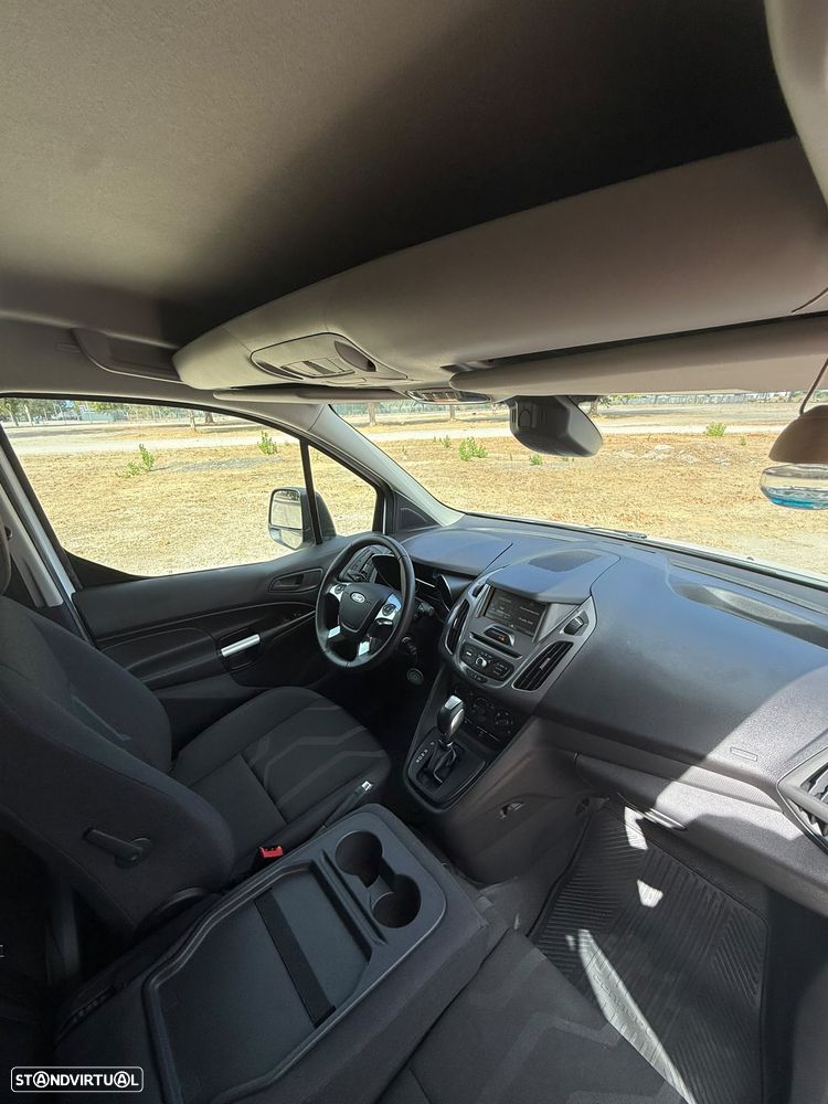 Ford Transit Connect - 11