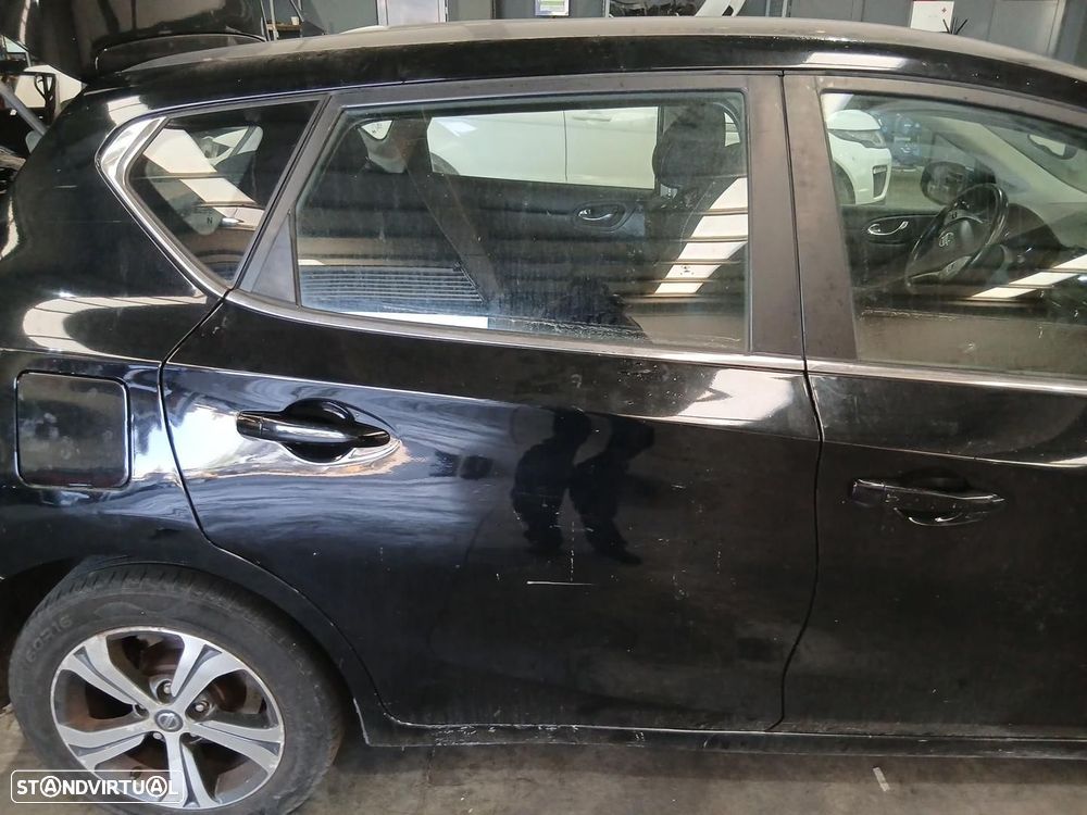 Porta trás direita NISSAN Pulsar Hatchback (C13) - 1