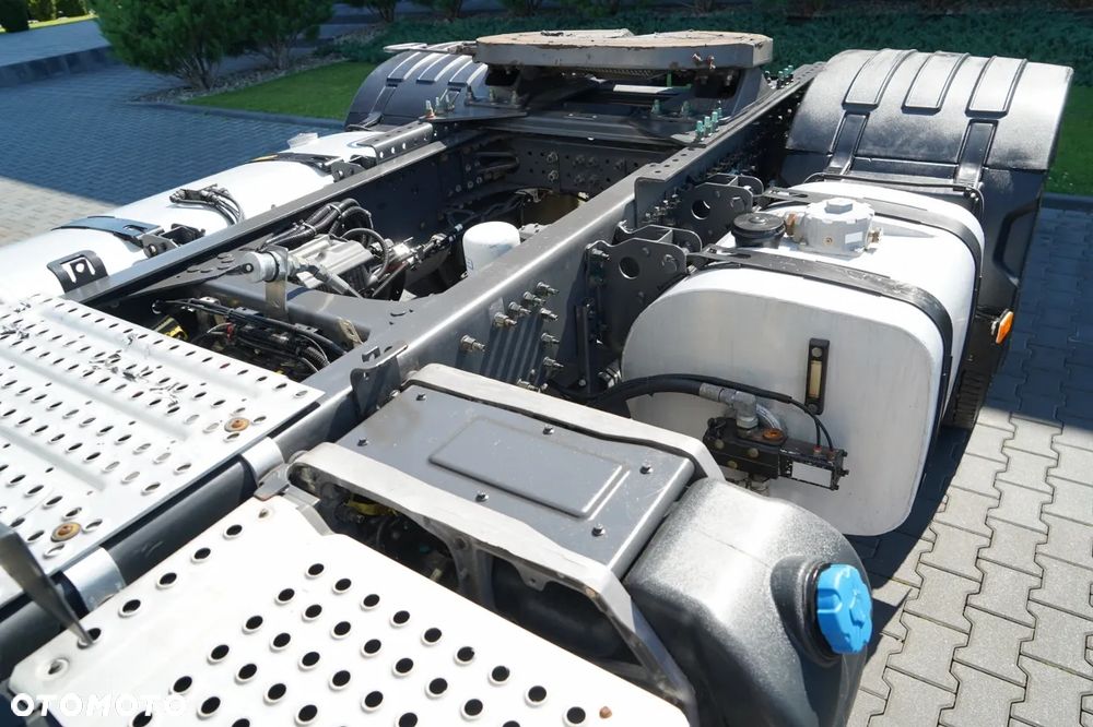 Volvo FH 500 / NISKA KABINA / HYDRAULIKA / WYSOKO ZAWIESZONY / - 13