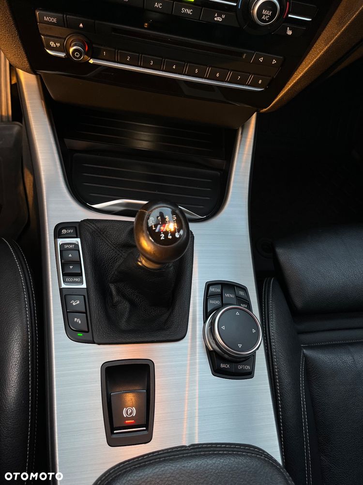 BMW X3 xDrive20d - 8