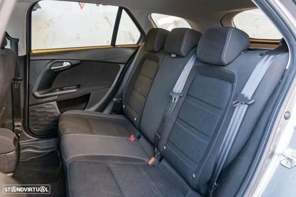 Fiat Tipo Station Wagon 1.3 M-Jet Lounge Tech - 20