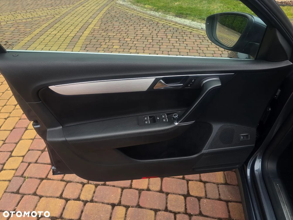 Volkswagen Passat 1.4 TSI DSG BlueMotion Technology Comfortline - 33