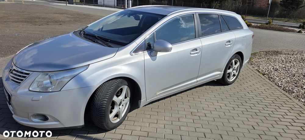 Toyota Avensis 2.0 D-4D Sol - 5