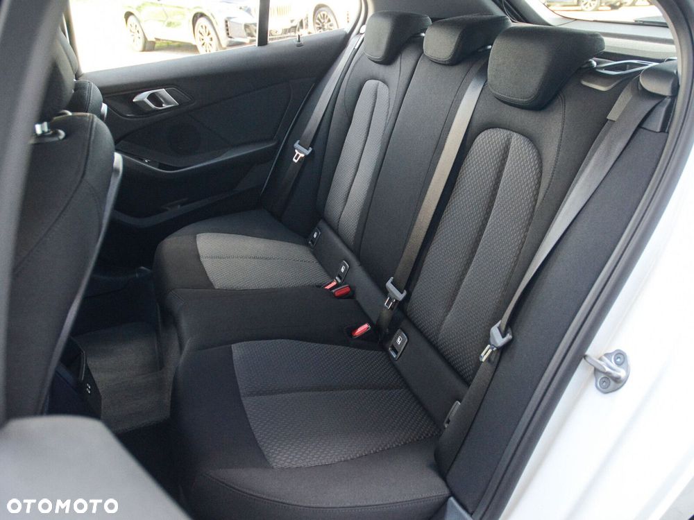 BMW Seria 1 - 29