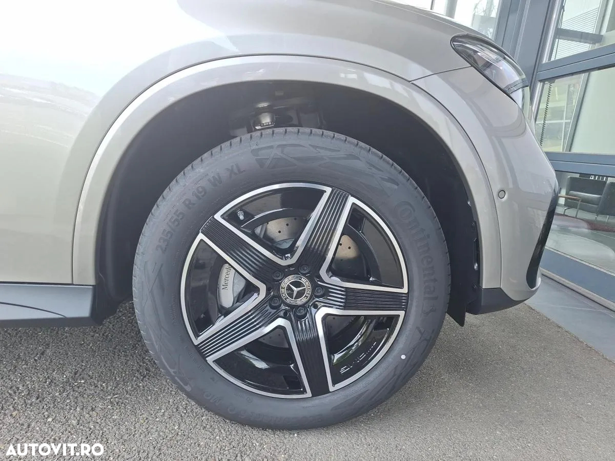 Mercedes-Benz GLC 300 e 4MATIC - 15