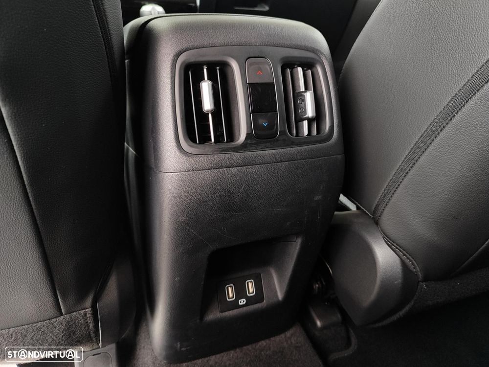 Hyundai Tucson 1.6 CRDi Vanguard - 13