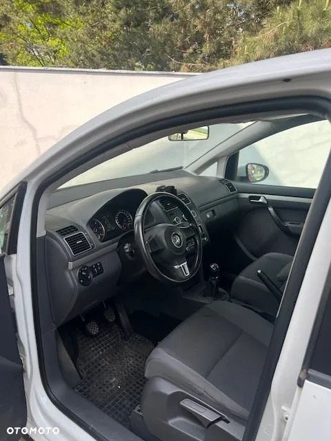 Volkswagen Touran 1.6 TDI SCR BlueMotion Technology Comfortline - 9