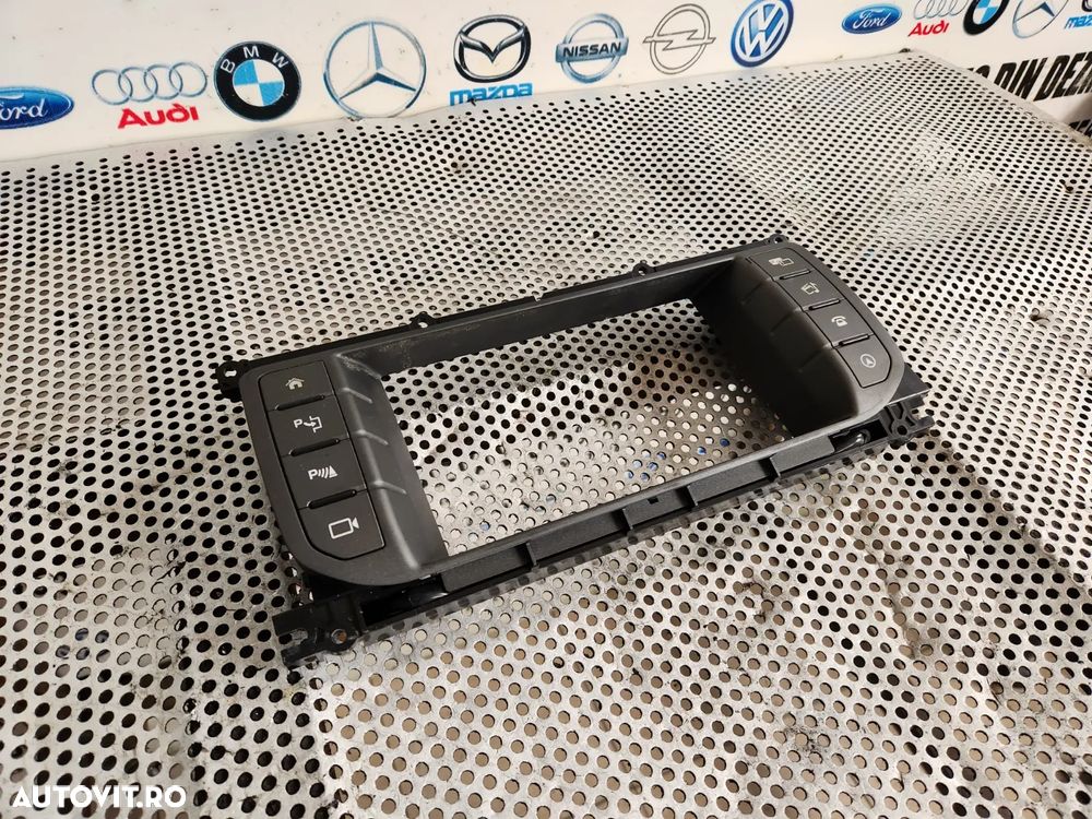 Rama Navigatie Butoane Consola Range Rover Evoque Cod GJ32-19F211-HB An 2011-2012-2013-2014-2015-2016-2017-2018-2019-2020 - Dezmembrari Arad - 1