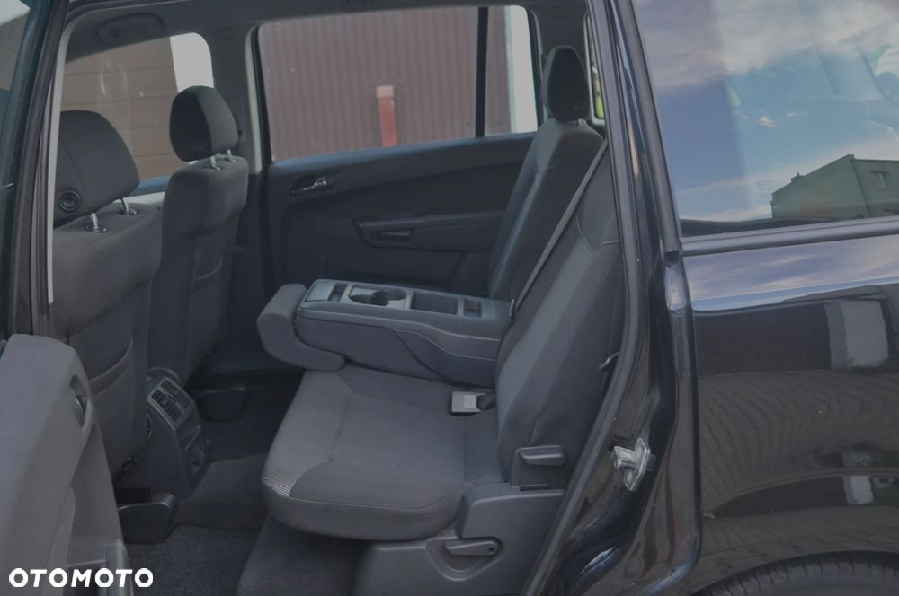 Opel Zafira 1.8 Easytronic Family Plus - 26