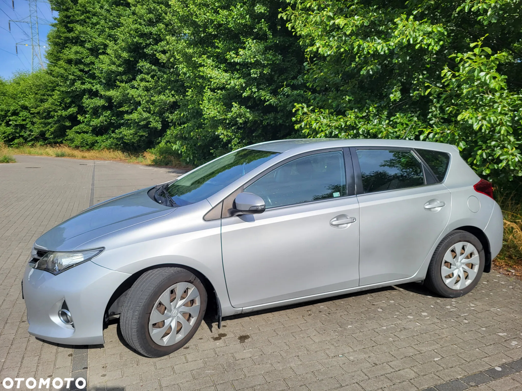 Toyota Auris 1.4 D-4D Premium - 2