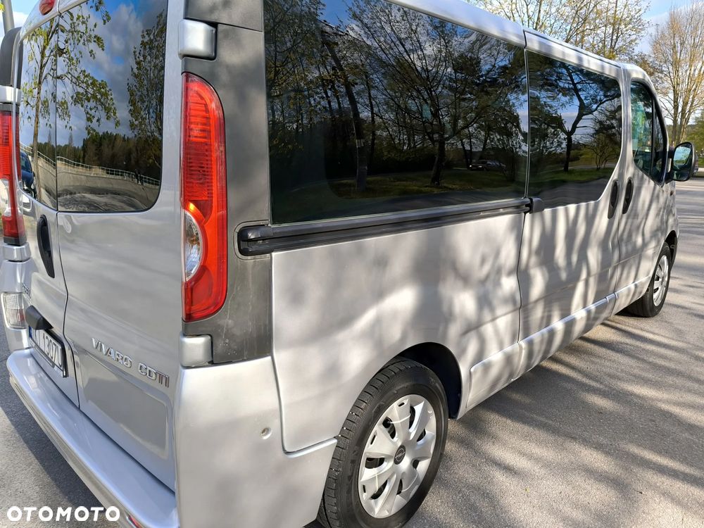 Opel Vivaro L2H1 2.9t - 16