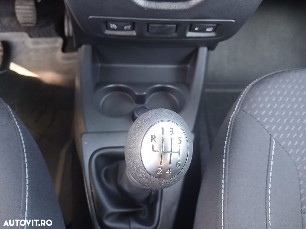 Dacia Lodgy 1.5 Blue dCi Laureate - 16