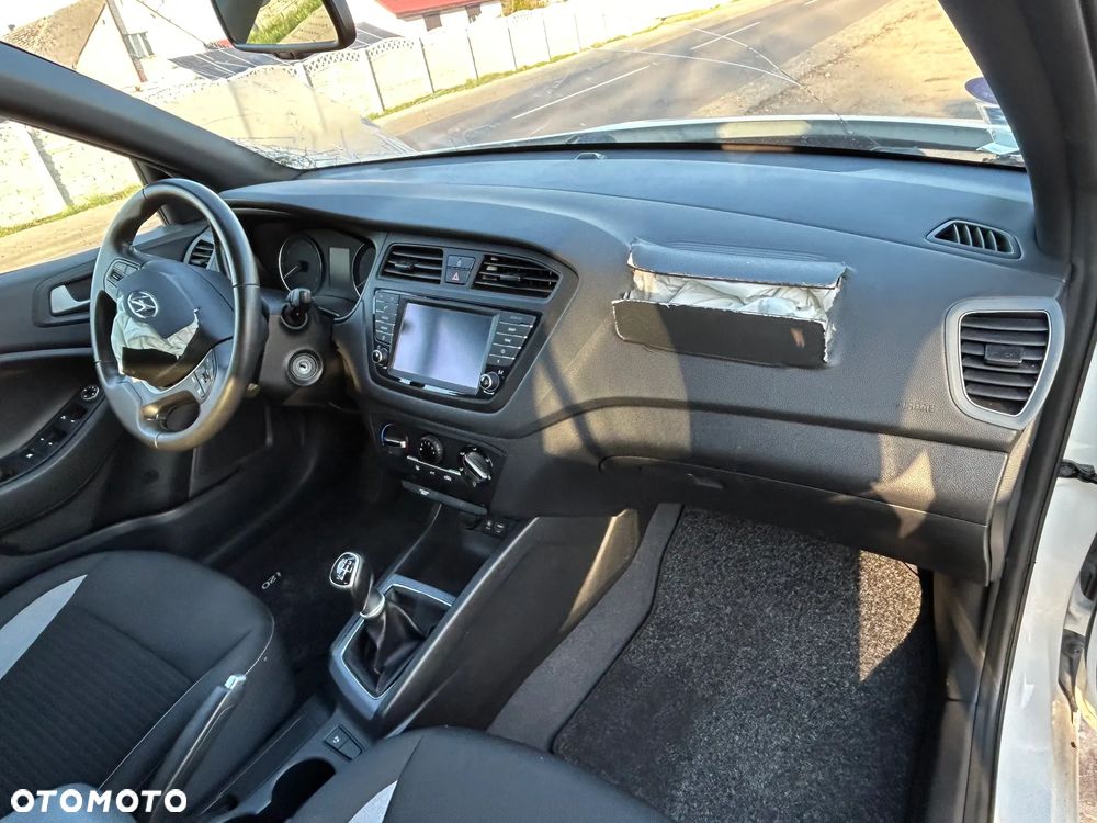 Hyundai i20 - 5