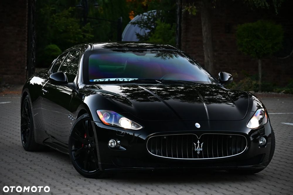 Maserati GranTurismo S Automatik - 1