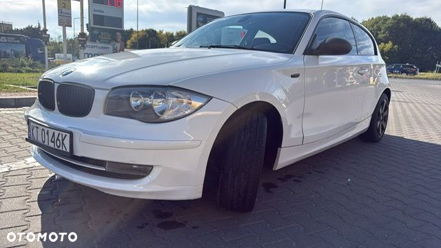 BMW Seria 1 116i - 8
