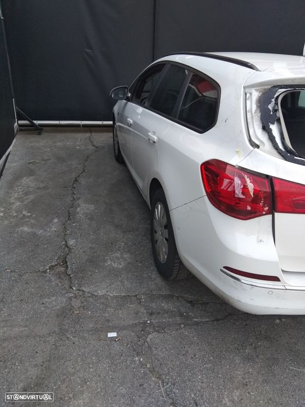 Para Peças Opel Astra J Sports Tourer (P10) - 5