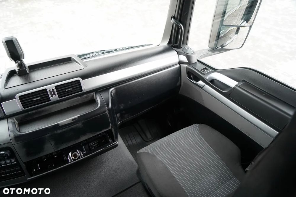 MAN TGS 26.440 / 6X2 / SKRZYNIOWY 7,5 M / OŚ PODNOSZONA  + HDS PALFINGER PK 18002  / MAX UDŹWIG: 6 000 KG / STEROWANIE RADIOWE / ROTATOR / KLIMA POSTOJOWA /  MANUAL / EURO 6 - 34