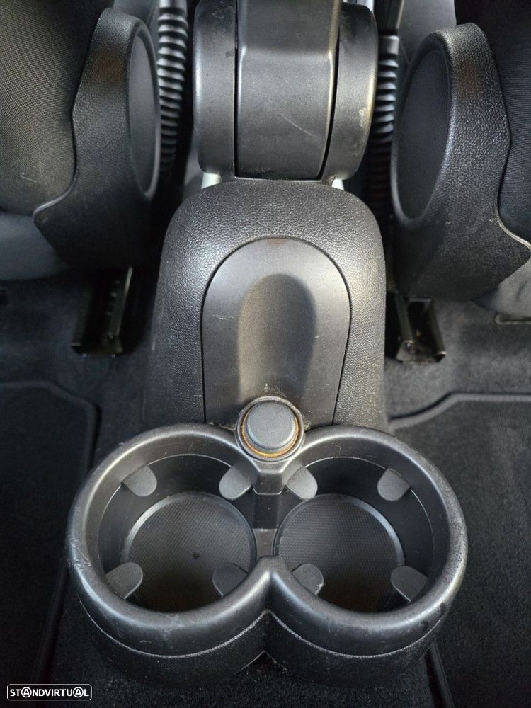 MINI Countryman Cooper D - 29