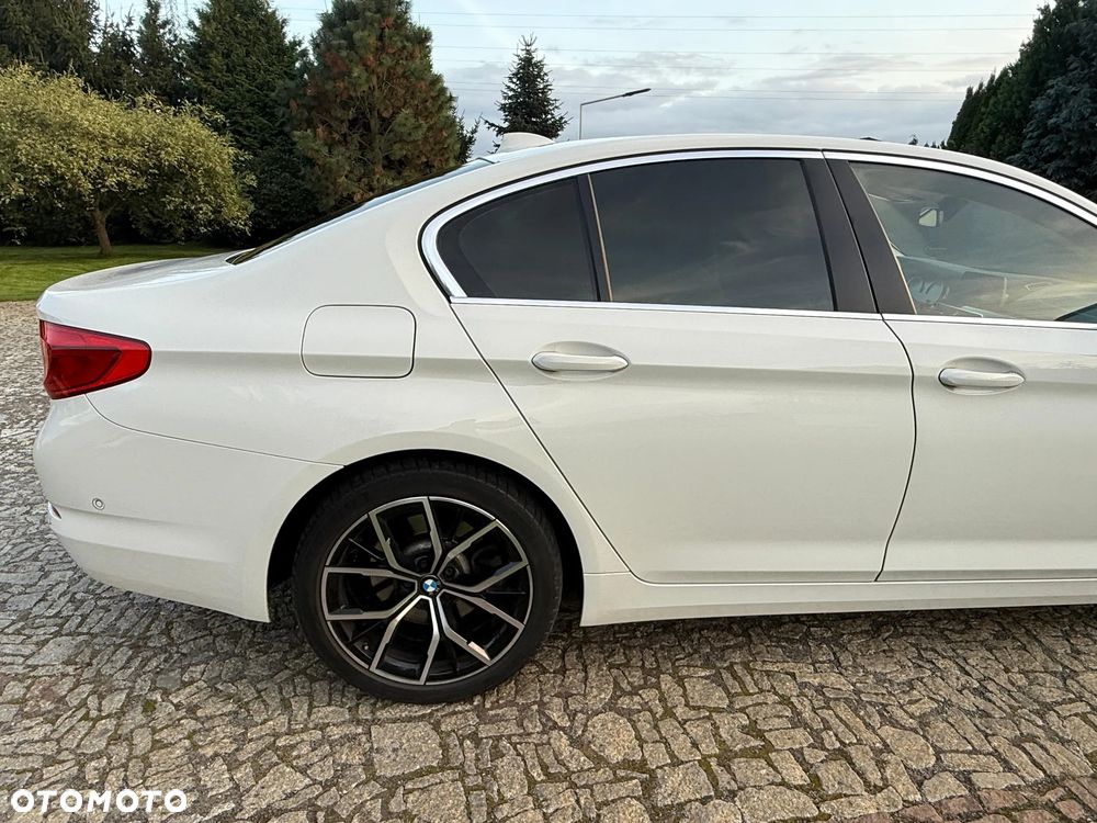 BMW Seria 5 520d - 5