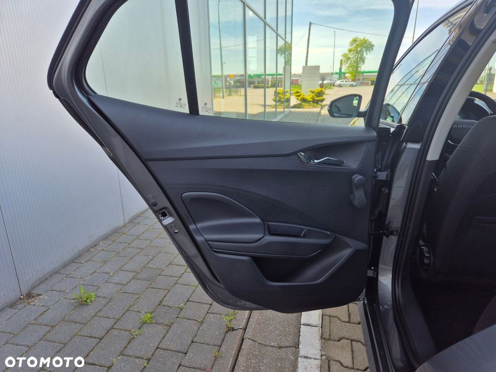 Skoda Fabia 1.0 TSI Drive DSG - 18