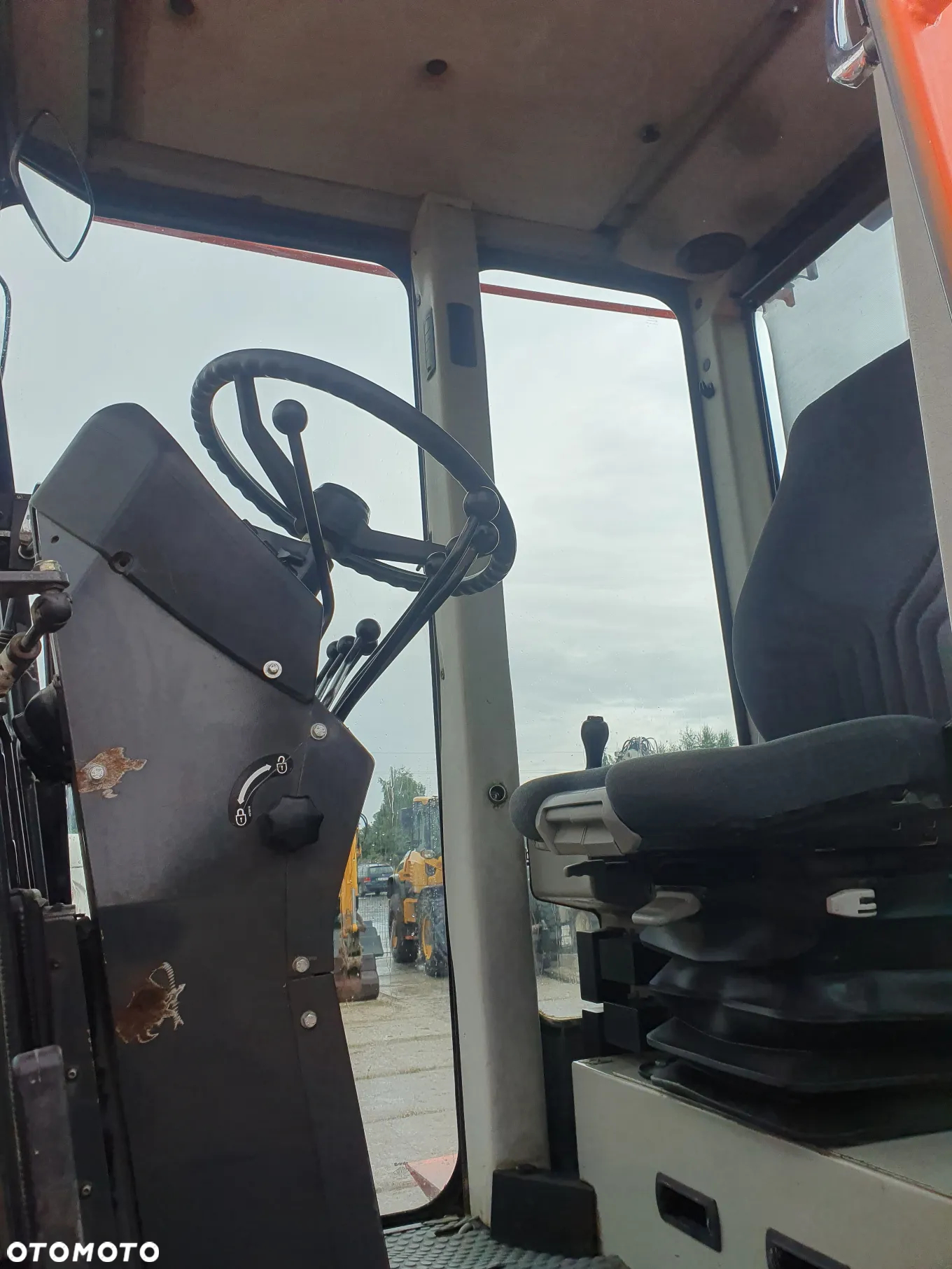 New Holland F106.6A - 10
